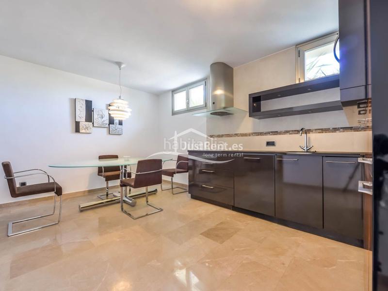 Foto f01c0cd5-7ef9-4e62-ae3b-92a9c639ef9e. Miete chalet mit heizung pool in La Fustera Benissa