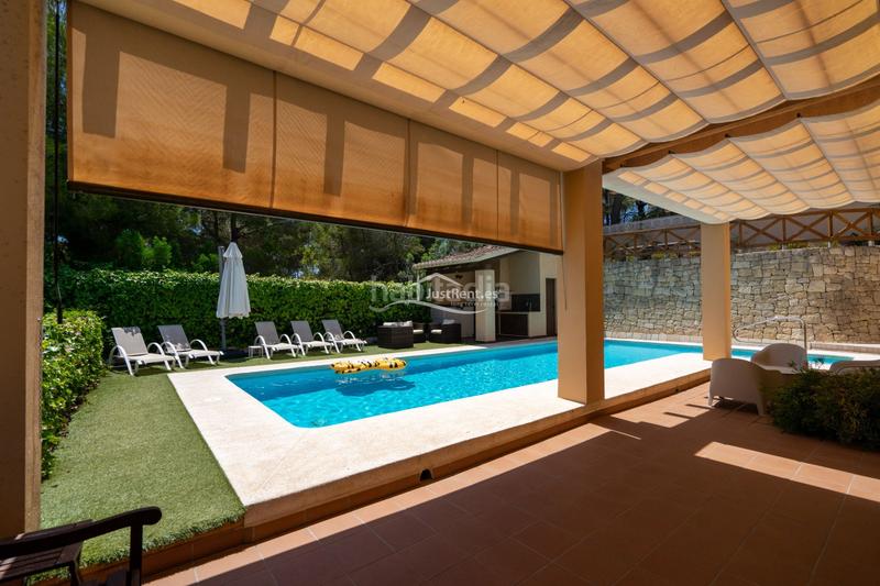 Foto c22d6676-f19a-41bd-95d7-049e672874b6. Lloguer xalet amb piscina a Oltamar - Cucarres Calp