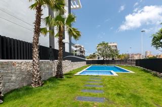 Location Appartement à Calle cannes 8. Piso en alquiler de larga temporada en javea