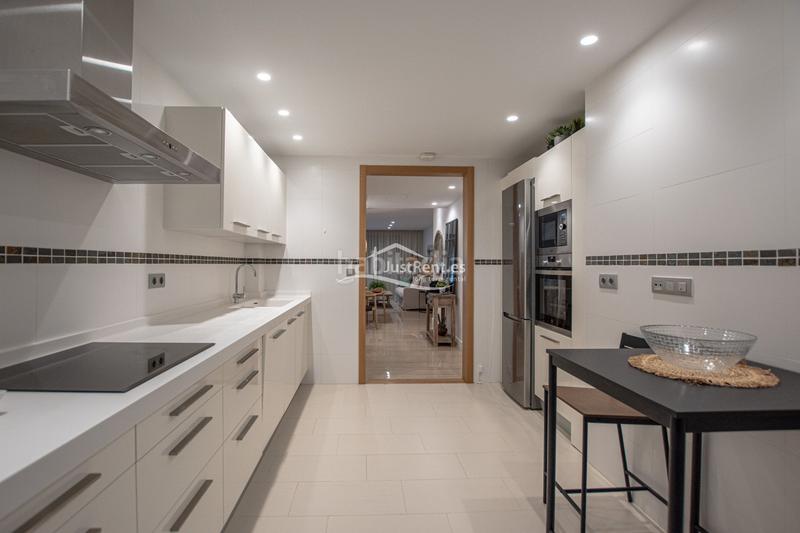 Foto 5d3bfcca-02c2-46e4-b383-11fc24429216. Rent flat with heating in Mascarat Altea