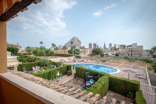 Location Maison jumelée à Marisol Park - Ortembach - Los Almendros. Casa adosada en alquiler en calpe