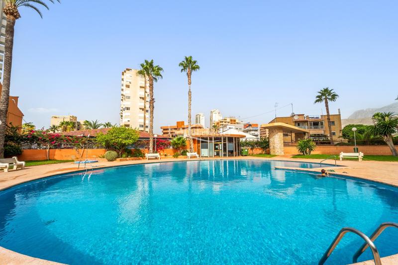 Foto fd3ada2a-1659-4d07-945f-680e0e063187. Alquiler piso  de 2 dormitorios con terraza en cala en Finestrat
