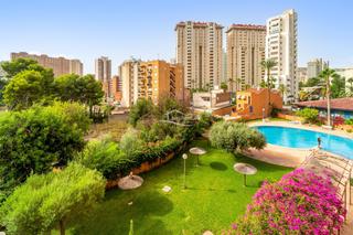 Miete Etagenwohnung in Cala Finestrat. Piso de 2 dormitorios con terraza en cala finestrat