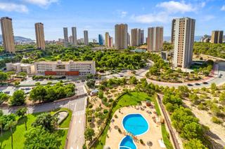 Miete Etagenwohnung in Via Parque. Piso con vistas en playa de poniente, benidorm