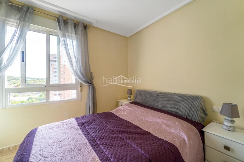 Foto 28a2f2a3-692e-4c76-9942-10f522badbe1. Rent flat with pool in Via Parque Benidorm