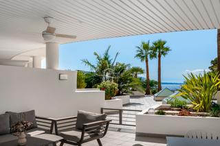 Miete Erdgeschoss in Mascarat. Precioso apartamento en alquiler en primera línea de playa en ma