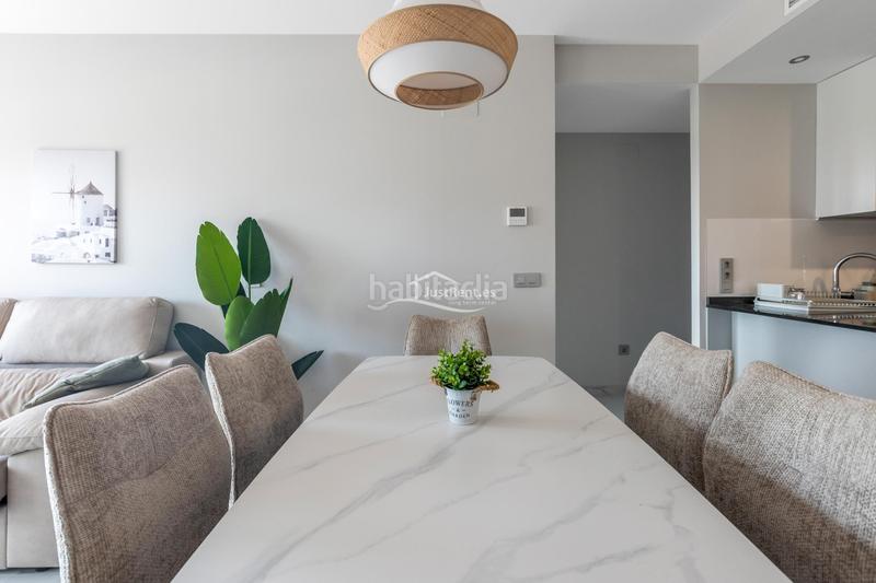 Foto 53ee2e5b-80a3-4d5e-a99a-c4566f5c5b7f. Lloguer pis amb aparcament piscina a Via Parque Benidorm