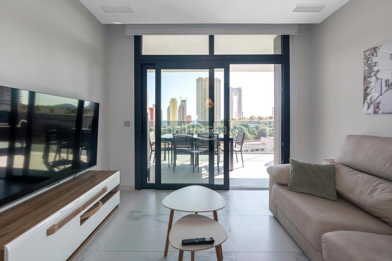 Foto bd060b2b-08ee-42ee-b079-22211b2fae36. Lloguer pis amb aparcament piscina a Via Parque Benidorm