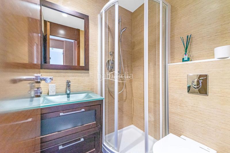 Foto f35cbdcb-3b87-45c8-98bd-da3b4be76bf8. Miete etagenwohnung mit pool in Playa Arenal - Bol Calp