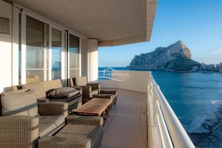 Lloguer Àtic a Zona Levante - Playa Fossa. Magnífico ático con vistas abiertas al mar en alquiler en calpe