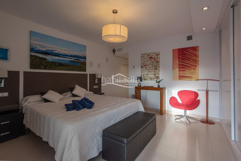 Foto 0229d9ac-092c-4fe7-bf01-4bb09808a3d0. Rent penthouse with heating parking pool in Zona Levante - Playa Fossa Calp