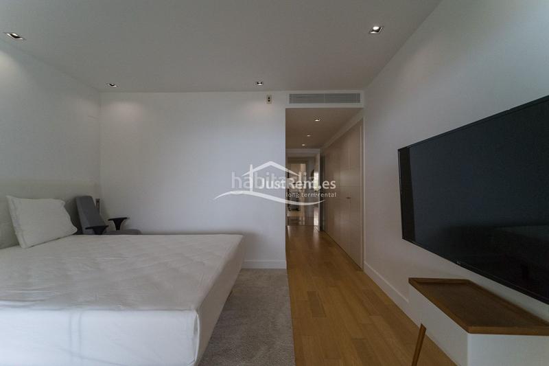 Foto ede9876b-30a9-4b16-88b4-40b7e40325e0. Alquiler piso apartamento en primera línea de playa en alquiler con vistas al mar en Altea