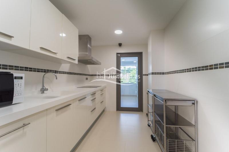 Foto 5c4eb1cf-cad2-422f-816b-1e07968d8519. Rent flat with heating parking in Mascarat Altea