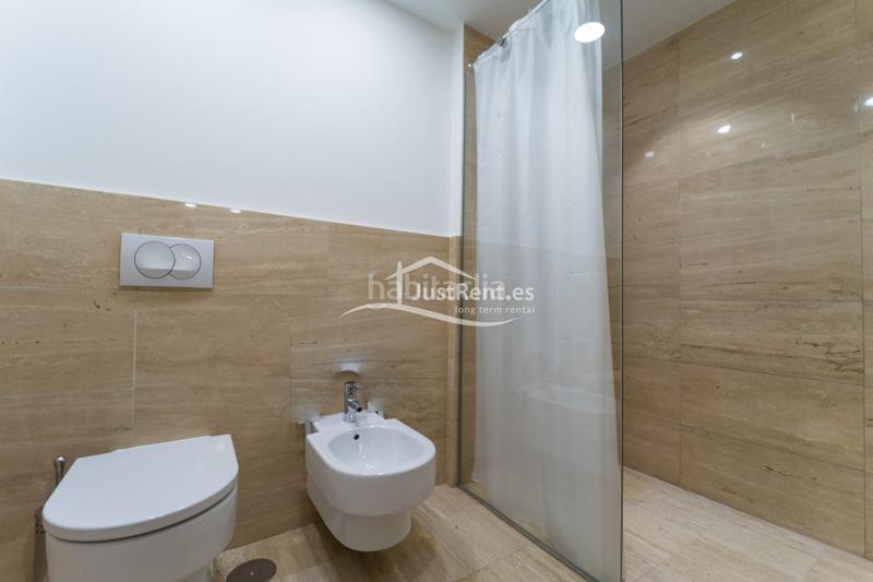 Foto 5cae11d4-7f97-4ff7-b731-c8d62d4e2eaa. Rent flat with heating parking in Mascarat Altea