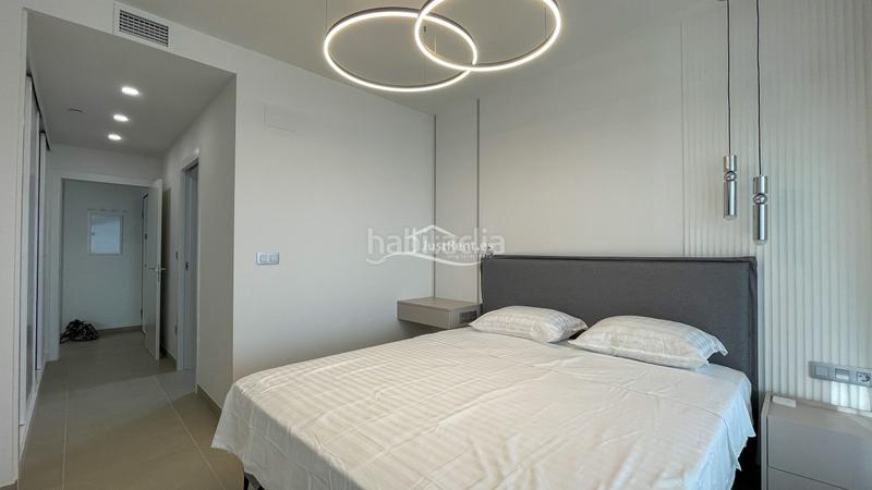 Foto 0db613c6-71c6-4890-8581-ffd4cb349fe3. Rent flat with pool in Playa Poniente Benidorm