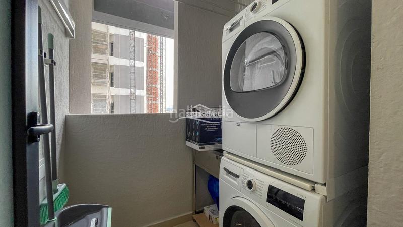 Foto c136ecfe-d53e-4484-8d25-50d7330ba739. Rent flat with pool in Playa Poniente Benidorm