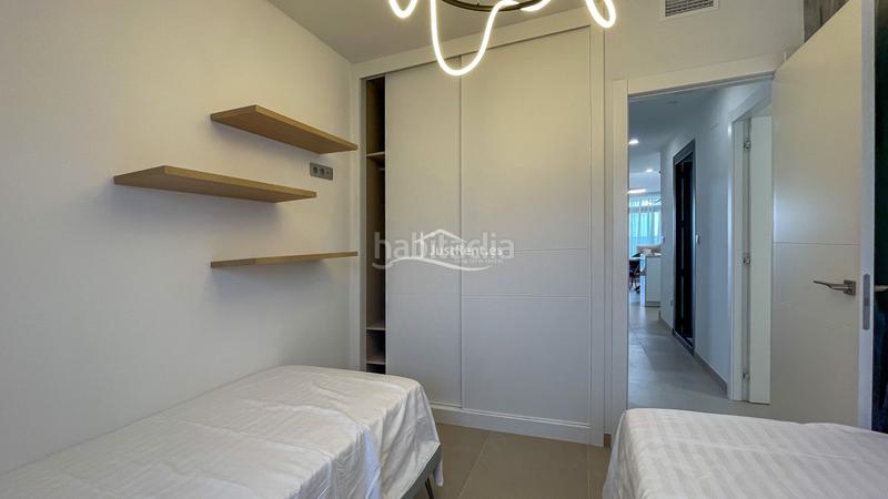 Foto fb6068db-673f-45ea-b679-4faf7d2b6b78. Rent flat with pool in Playa Poniente Benidorm