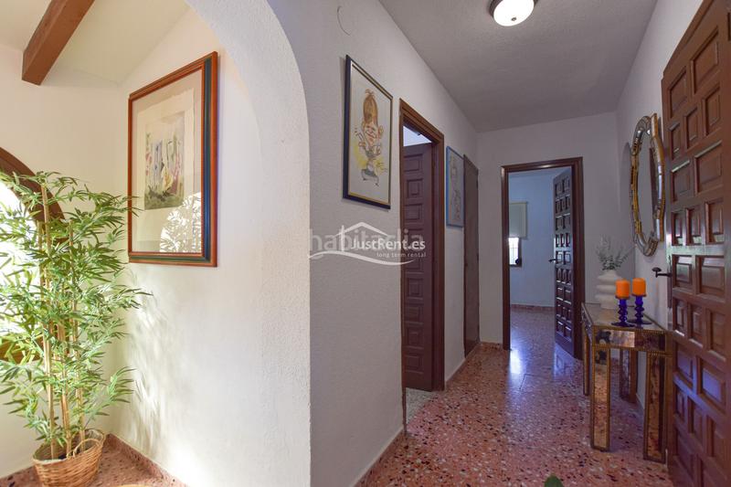 Foto be9b59c9-6566-4df1-950f-9a1eacbe00a2. Affitto chalet con piscina in Maryvilla Calp