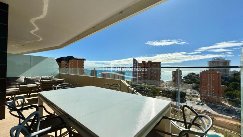 Foto 4268f2fd-29ba-4ceb-b41f-b035b8b672ca. Alquiler piso bonito apartamento con vistas al mar en venta en Benidorm