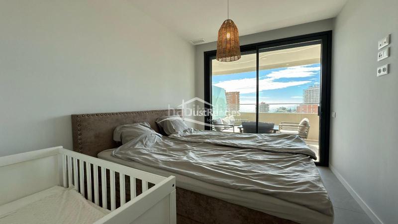 Foto 852264e7-3ba5-4445-a2ce-00a83f575996. Alquiler piso bonito apartamento con vistas al mar en venta en Benidorm