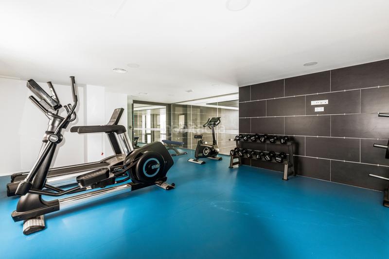 Foto eb937711-162a-4063-afaa-f0132d1359fd. Rent flat with parking pool in Playa Poniente Benidorm