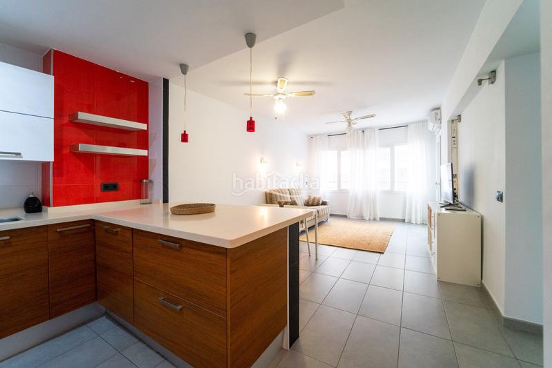 Foto 7a6853ab-0a3f-4509-9187-3c1ce1160fd0. Alquiler piso se alquila apartamento en centro e junto al mar en Calp