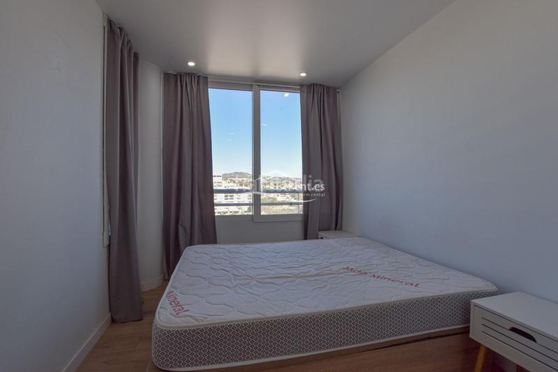 Foto f6560c1c-e7ee-44f4-a75b-a2e735df85d1. Location appartement avec piscine dans Playa Arenal - Bol Calp