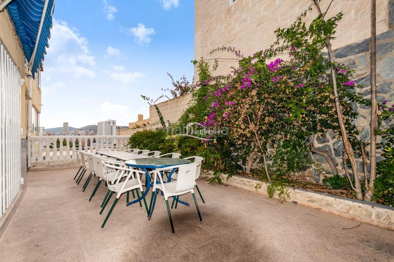 Foto 0fc4d537-4d8d-4513-967f-8f0b2e12aff0. Location chalet avec parking dans Sierra Helada Benidorm