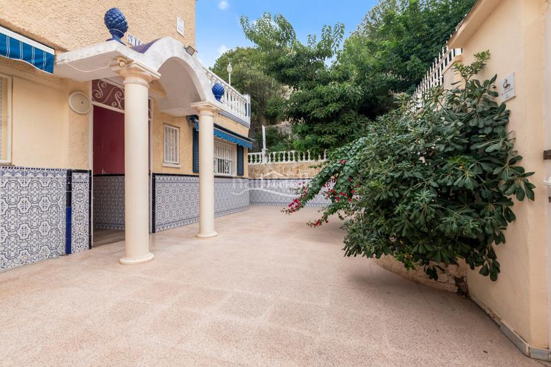 Foto eadc37c2-cb4c-403b-ac5e-f15ca5f0b5a3. Location chalet avec parking dans Sierra Helada Benidorm