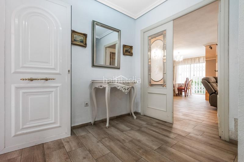 Foto b5eab40f-9375-4451-897a-9015c715c323. Rent chalet with parking in Sierra Helada Benidorm