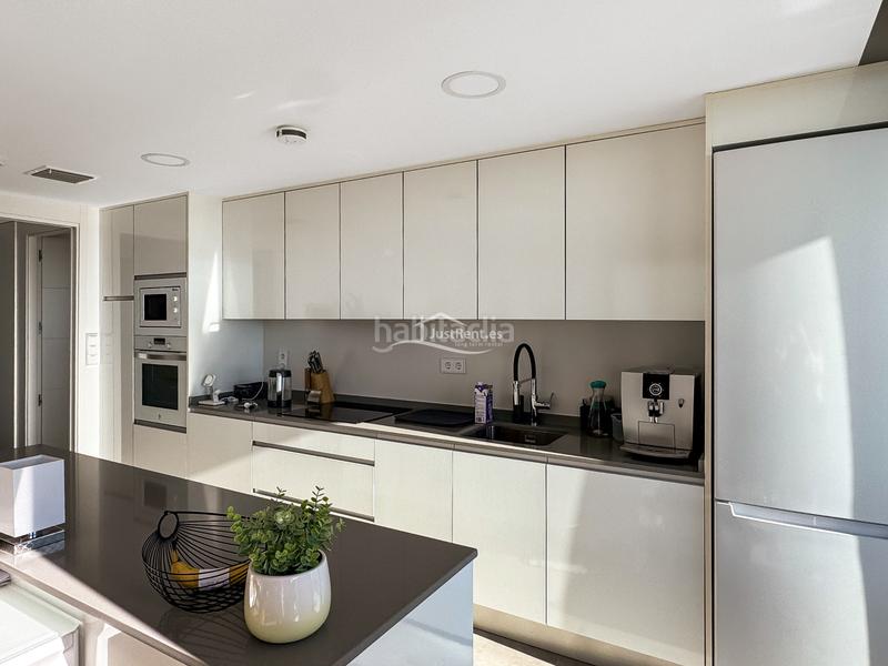 Foto 7c97cf32-5d8a-42f6-889d-4c36b0a15388. Alquiler piso apartamento en alquiler en seascape en Finestrat