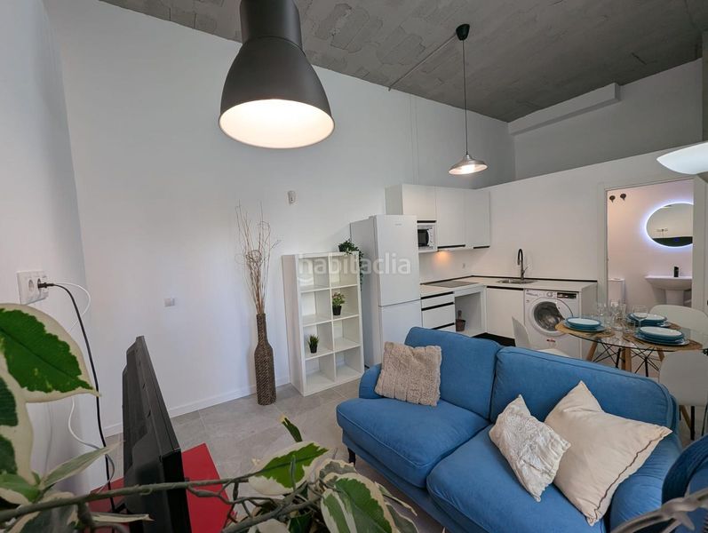 Foto fb113a8b-b6ed-439a-9bb5-b2bf86d56104. Estudio en Ayuntamiento Torremolinos