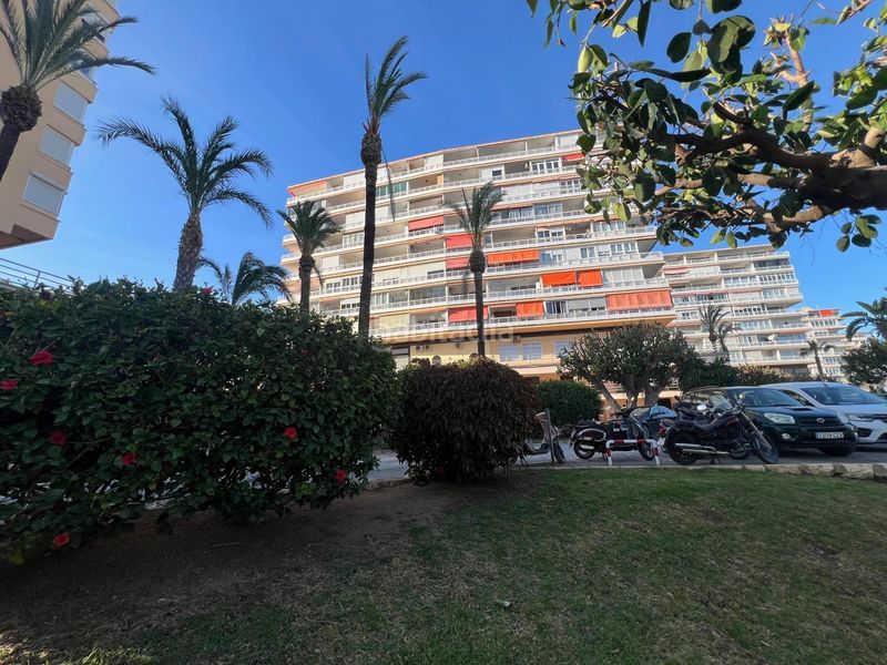 Foto 3fd585bc-bad2-4d8d-b439-c4113b137693. Pis amb aparcament a La Carihuela - Los Nidos Torremolinos