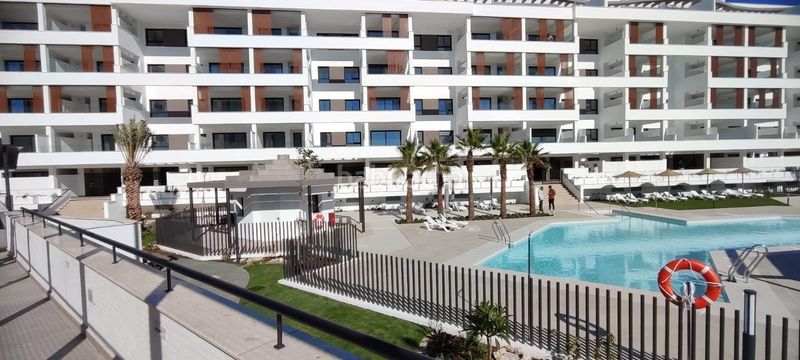 Foto 87b14868-d0f0-4be7-ba28-c5668ba5bab9. Àtic amb aparcament piscina a Los Álamos Torremolinos