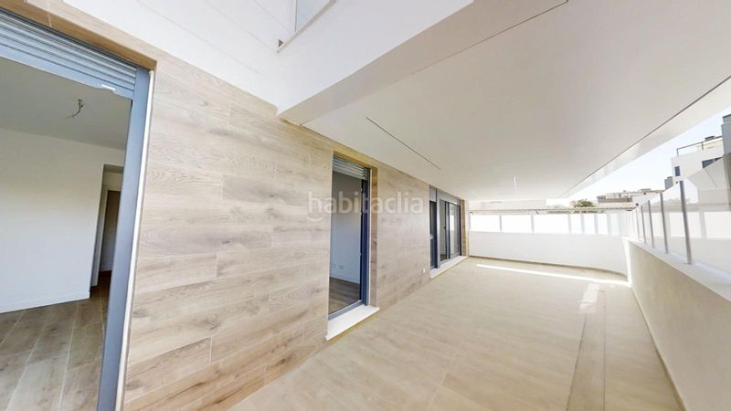 Foto bb6c2e50-ff6f-4a22-a9df-8660ead03dc2. Piso en Playamar - Benyamina Torremolinos
