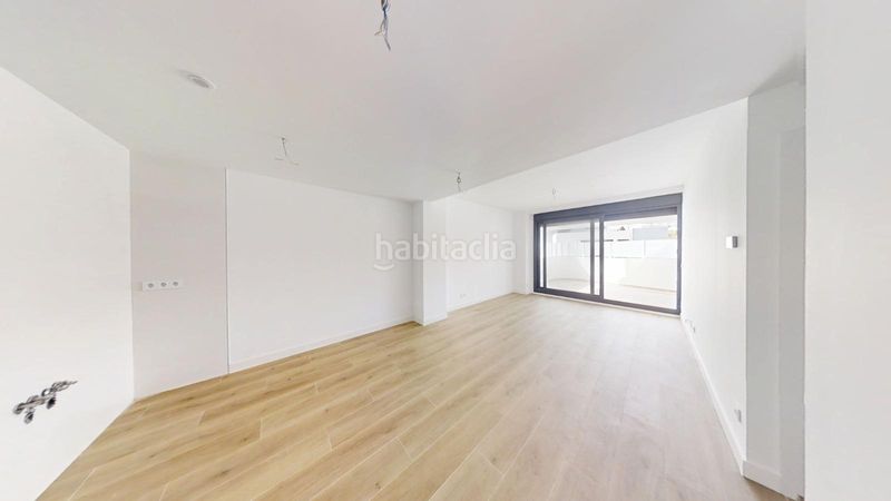 Foto e82b0707-9bad-4977-87b5-d4a975e4f501. Piso en Playamar - Benyamina Torremolinos