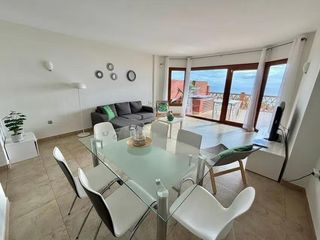 �tic en El Higuer�n. Espectacular �tico d�plex con vistas al mar y licencia tur�stica