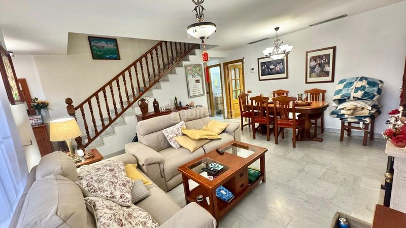 Foto 2857fe33-9945-486f-8aa1-7a6482e9e2d8. Semi detached house with parking in Montemar Torremolinos