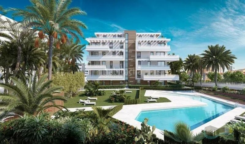 Foto 23bfaa6e-7342-4025-9260-1e00acca2977. Pis amb aparcament piscina a Playamar - Benyamina Torremolinos