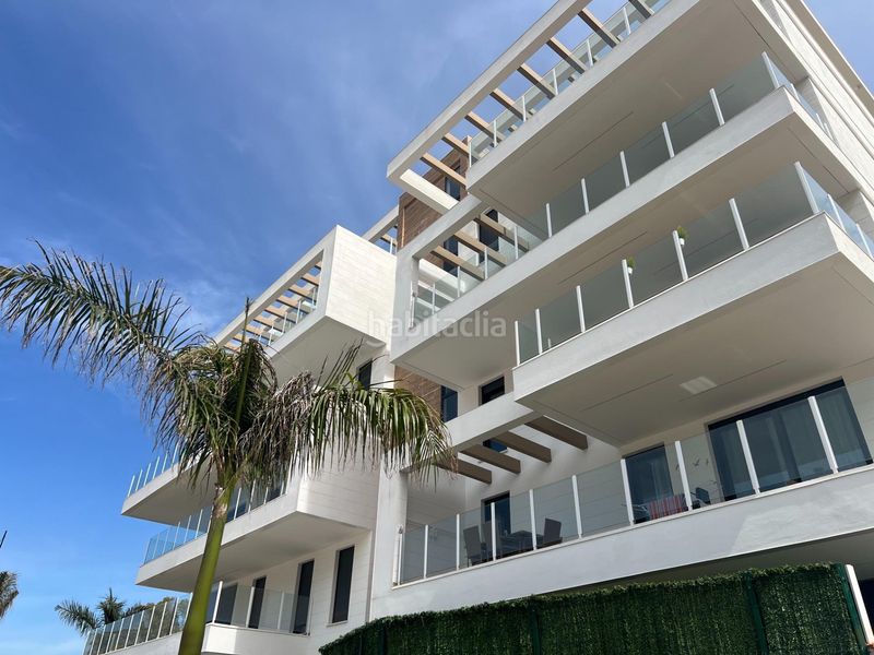 Foto 52cd2420-1ee5-47a7-a9ba-958f97650392. Pis amb aparcament piscina a Playamar - Benyamina Torremolinos