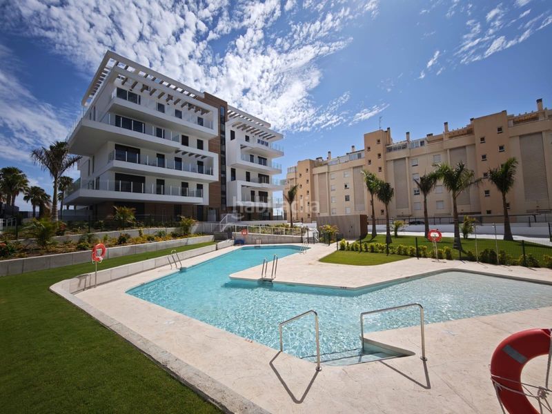 Foto 67909106-47d0-4c1a-b4fd-58def0aadf88. Pis amb aparcament piscina a Playamar - Benyamina Torremolinos