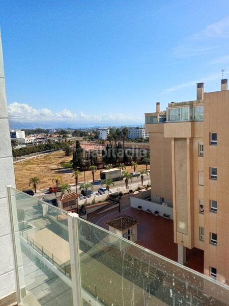 Foto b19708d0-09a1-41a1-b572-5b4510e93c75. Pis amb aparcament piscina a Playamar - Benyamina Torremolinos