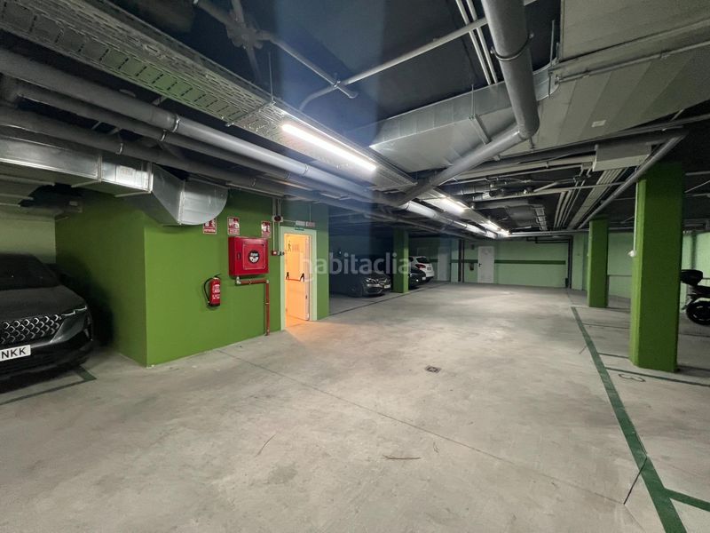 Foto c44546a1-04a9-49b6-bbeb-dab5f5877d5a. Pis amb aparcament piscina a Playamar - Benyamina Torremolinos