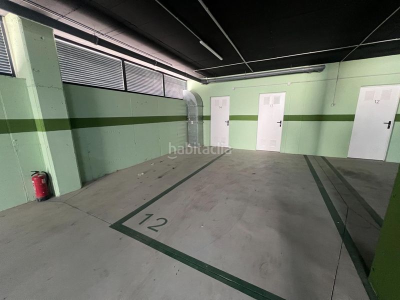 Foto ce2bdd6b-b7be-413d-96aa-fb8d8af4c3f1. Pis amb aparcament piscina a Playamar - Benyamina Torremolinos