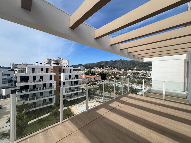 Foto d89a8985-f8ae-460d-b689-5ec2cc6d2097. Pis amb aparcament piscina a Playamar - Benyamina Torremolinos