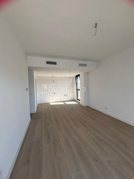 Foto f0365b34-ffd9-41e7-8b3e-770353b13f8c. Pis amb aparcament piscina a Playamar - Benyamina Torremolinos