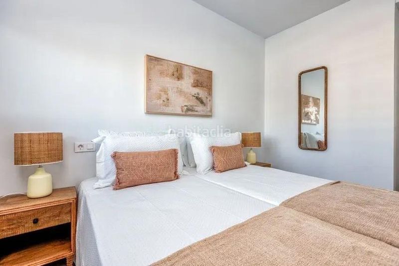 Foto a21a1989-91a9-450b-93c0-bd10f8110d72. Pis amb aparcament piscina a Los Álamos Torremolinos