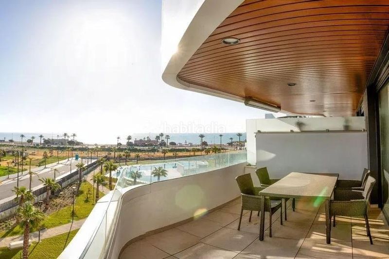 Foto c8e25b4d-9a35-46e8-bfd8-1170da830547. Pis amb aparcament piscina a Los Álamos Torremolinos