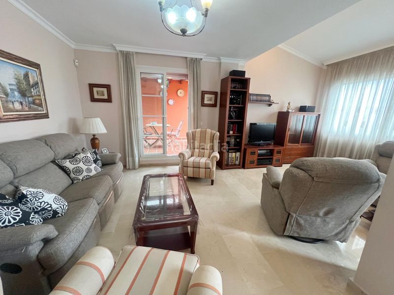 Foto 14d51b03-ddbe-40ca-97e5-fd3c5c565c11. Àtic amb aparcament piscina a Los Álamos Torremolinos