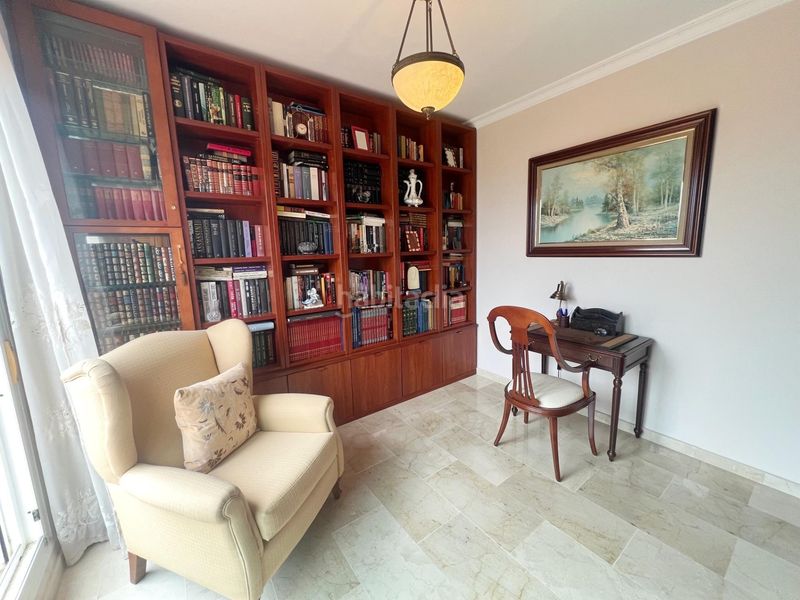 Foto 93709c18-1f14-4c52-a33d-d50bc42827c3. Àtic amb aparcament piscina a Los Álamos Torremolinos